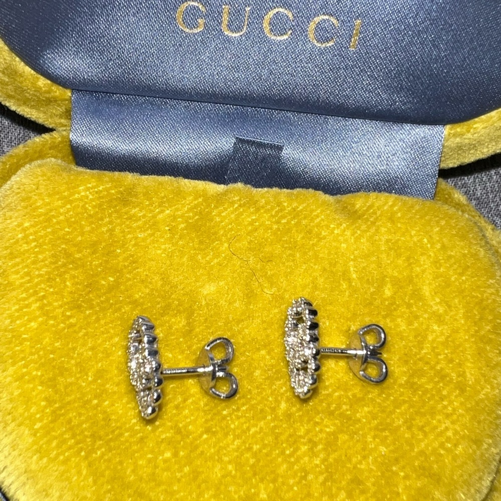 Gucci GG Running Diamond Stud Earrings - Picture 9 of 11